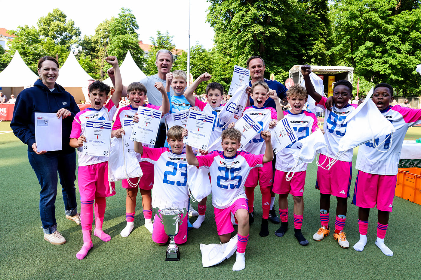 (c) KLZ Stefan Pajmanr